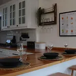 5 Km To Alacati, Luxury With Garden And Pool 别墅