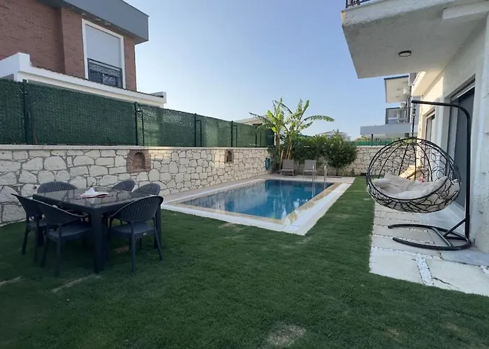 5 Km To Alacati, Luxury With Garden And Pool * Çeşme